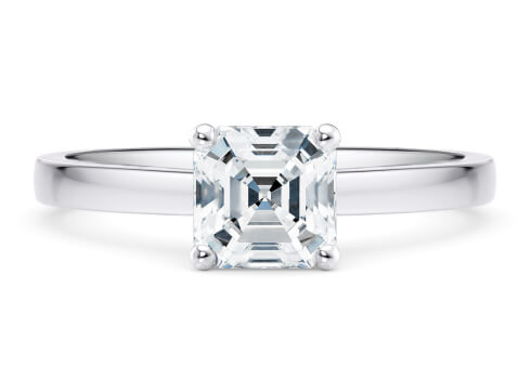1477 Classic in Or blanc set with a Asscher cut diamant.