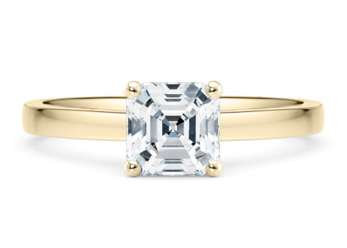 1477 Classic in Oro Giallo set with a Asscher cut diamante.