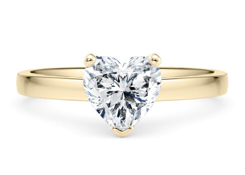 1477 Classic in Oro Amarillo set with a Corazón cut diamante.