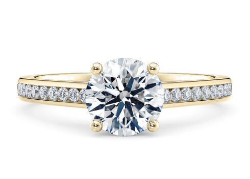 Tsarina in Yellow Gold (9k) set with a Round cut diamond.