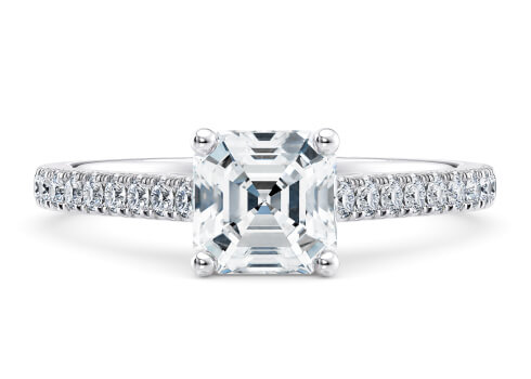 1477 Vintage in Platin set with a Prinzess cut diamant.