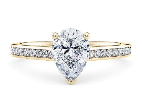 Tsarina in Yellow Gold set with a Pear cut diamond.