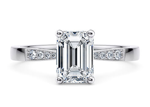 Delicacy Vintage in Platin set with a Smaragd cut diamant.
