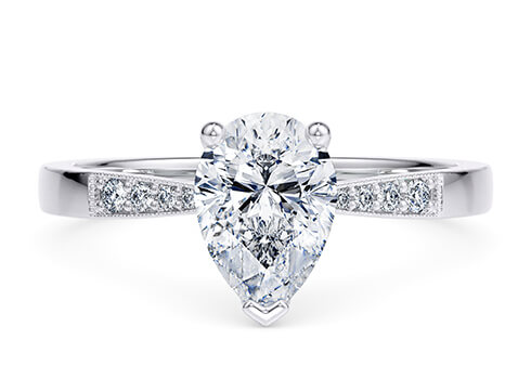 Delicacy Vintage in White Gold set with a Pear cut diamond.