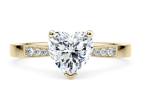 Delicacy Vintage in Yellow Gold set with a Heart cut diamond.