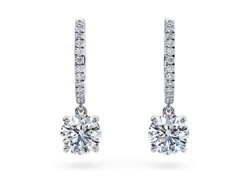 Lucia in Fehér arany (9k) set with a Kerek cut gyémánt.