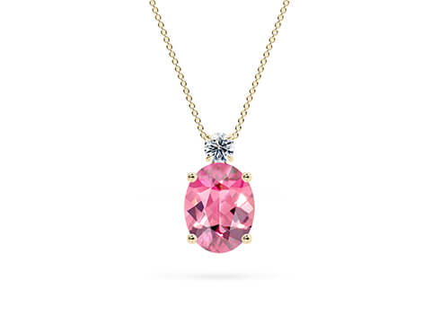 Prisma Oval Pendant in Yellow Gold.