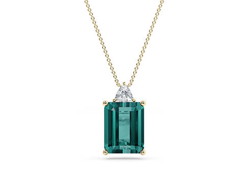 Prisma Octagon Pendant in Yellow Gold.