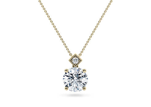 Clara Necklace in Жълто злато (9k) set with a Кръгла cut диамант.