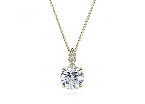 Primrose in Gult guld (9k) set with a Rund cut diamant.