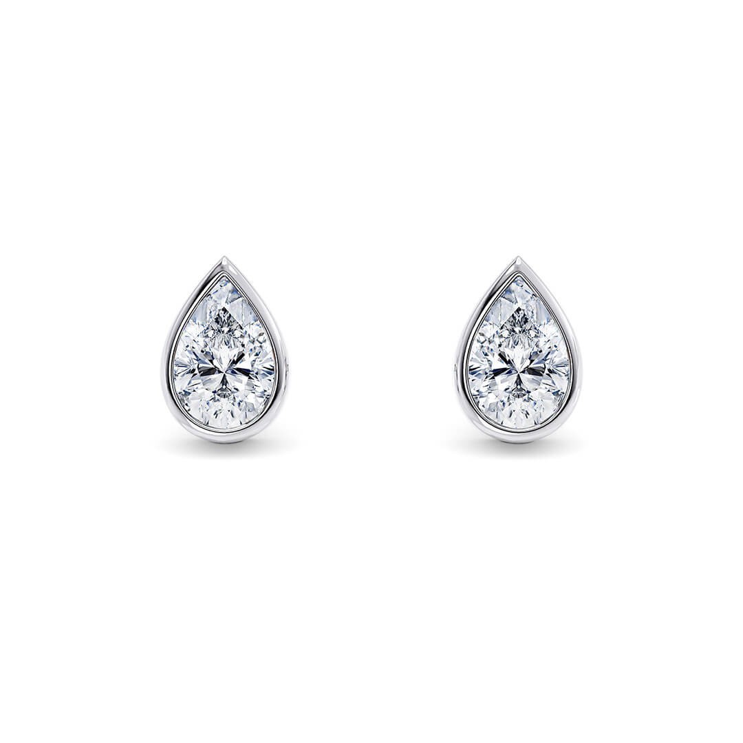 Maia Oval Drops in White Gold (18k)