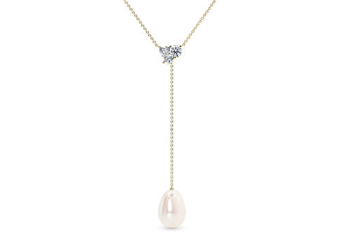 Thalia Oval in Yellow Gold.
