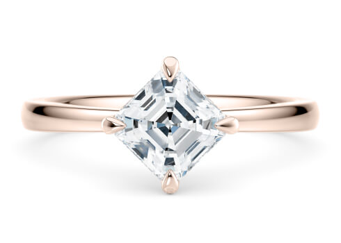 Starlight Compass in Rose Gold set with a Asscher cut diamond.