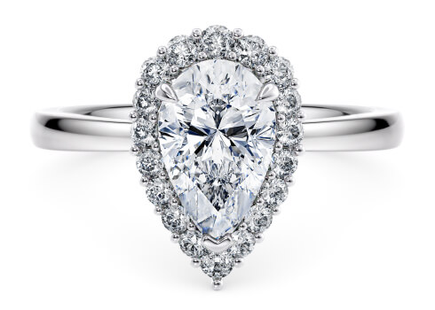 Esther Halo in Oro bianco (9k) set with a Goccia cut diamante.