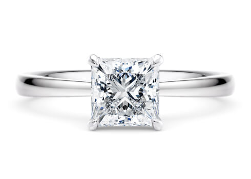 Starlight in Platin set with a Prinzess cut diamant.