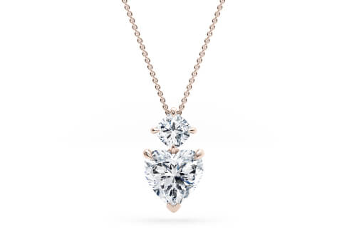 Saros Lab Grown in Roségull set with a Hjerte cut diamant.