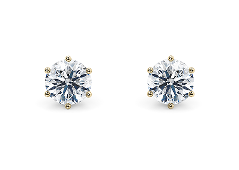 Chloe in Yellow Gold (9k) set with a Round cut diamond.