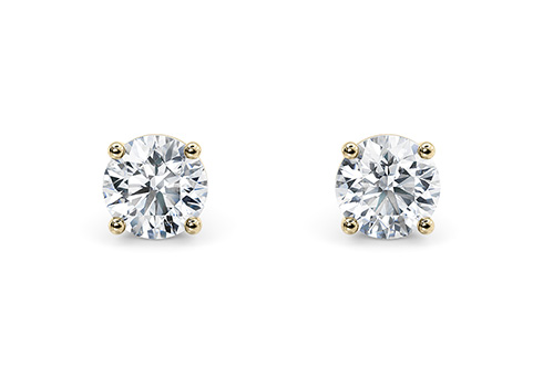 Lumina in Yellow Gold (9k) set with a Round cut diamond.