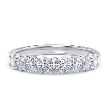 Regent Oval in White Gold.