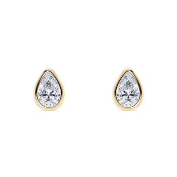 Idyll Pear in Yellow Gold.