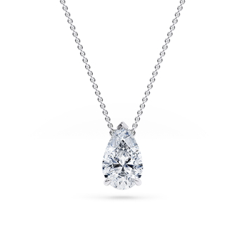 Aria in Oro bianco (9k) set with a Goccia cut diamante.