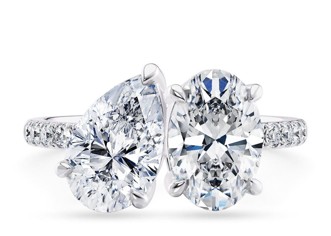 Harmony Oval in Oro Blanco 