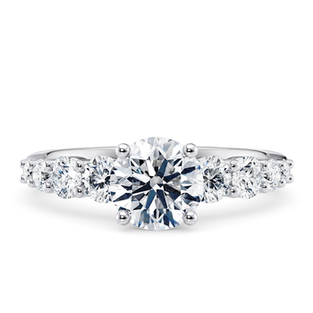 Lyra in Platine set with a Rond cut diamant.