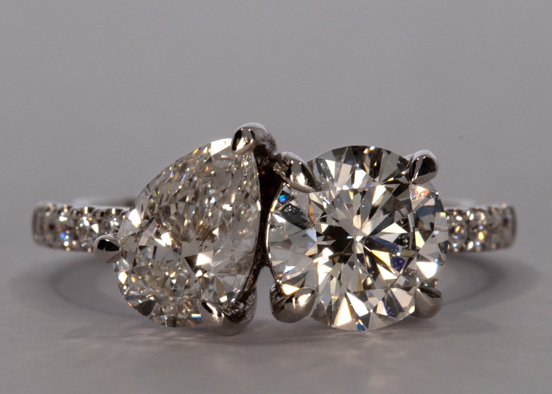 Harmony Round in Vitt guld 