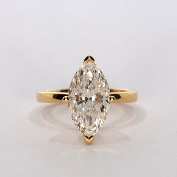 Delicacy in Gult guld 