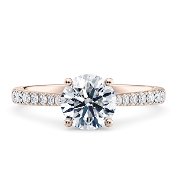 Leila in Розово злато set with a Кръгла cut диамант.