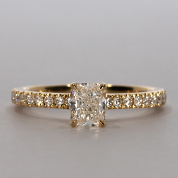 Aria in Oro amarillo (9k)