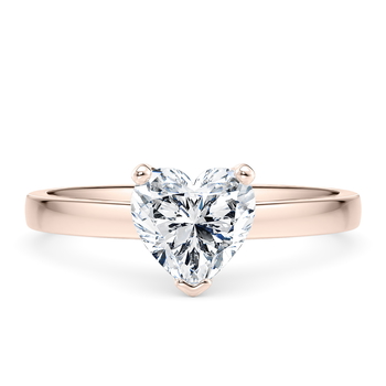 1477 Classic in Or rose set with a Cœur cut diamant.