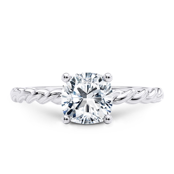 Ascot in Hvitt gull set with a Pute cut diamant.