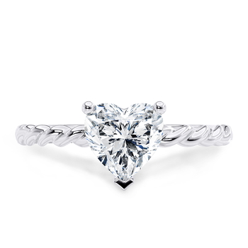 Ascot in Or blanc set with a Cœur cut diamant.