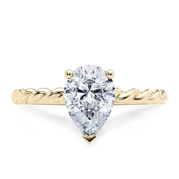 Ascot in Ouro amarelo (9k) set with a Pera cut diamante.