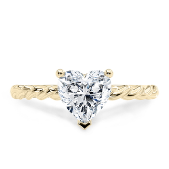 Ascot in Or jaune set with a Cœur cut diamant.