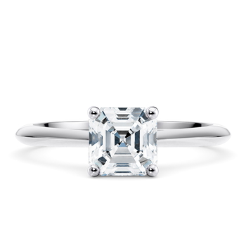Hope in Platin set with a Asscher cut diamant.