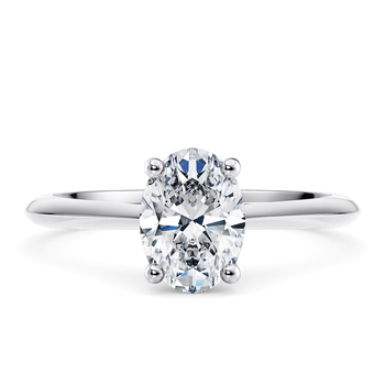 Hope in Oro bianco (9k) set with a Ovale cut diamante.