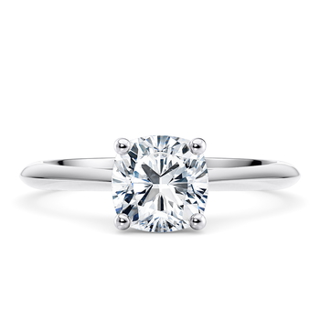 Hope in Hvitt gull set with a Pute cut diamant.