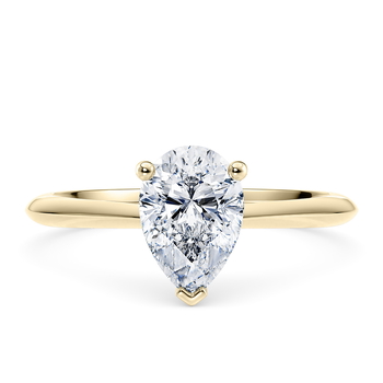 Hope in Ouro amarelo (9k) set with a Pera cut diamante.