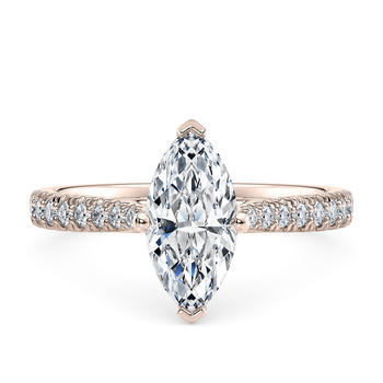 Kindrea in Růžové zlato set with a Marquee cut diamant.