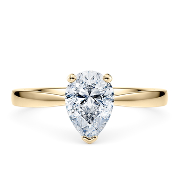 Delicacy in Желтое золото (9k) set with a Груша cut бриллиант.