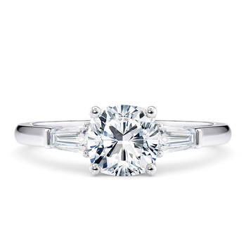 Alexandria in Белое золото (9k) set with a Подушка cut бриллиант.