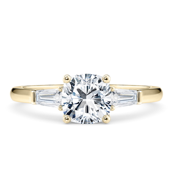 Alexandria in ذهب أصفر (9 قيراط) set with a وسادة cut ماسة.