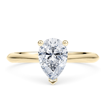 Iris in Желтое золото (9k) set with a Груша cut бриллиант.