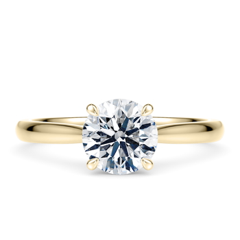 Lucia in Oro giallo (9k) set with a Rotondo cut diamante.