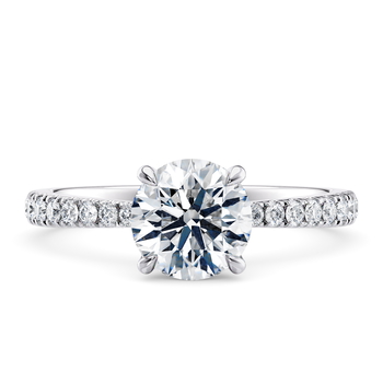 Asteria Classic in Platina set with a Rund cut diamant.