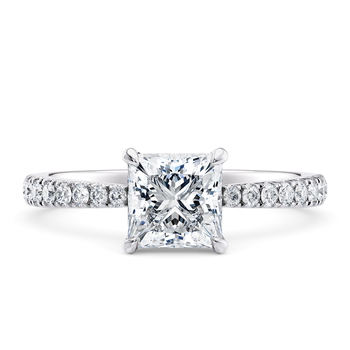 Asteria Classic in Witgoud set with a Princess cut diamant.