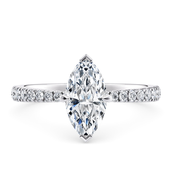 Asteria Classic in Weißgold (9k) set with a Marquise cut diamant.