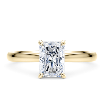 Lucia in Yellow Gold (9k) set with a Radiant cut diamond.